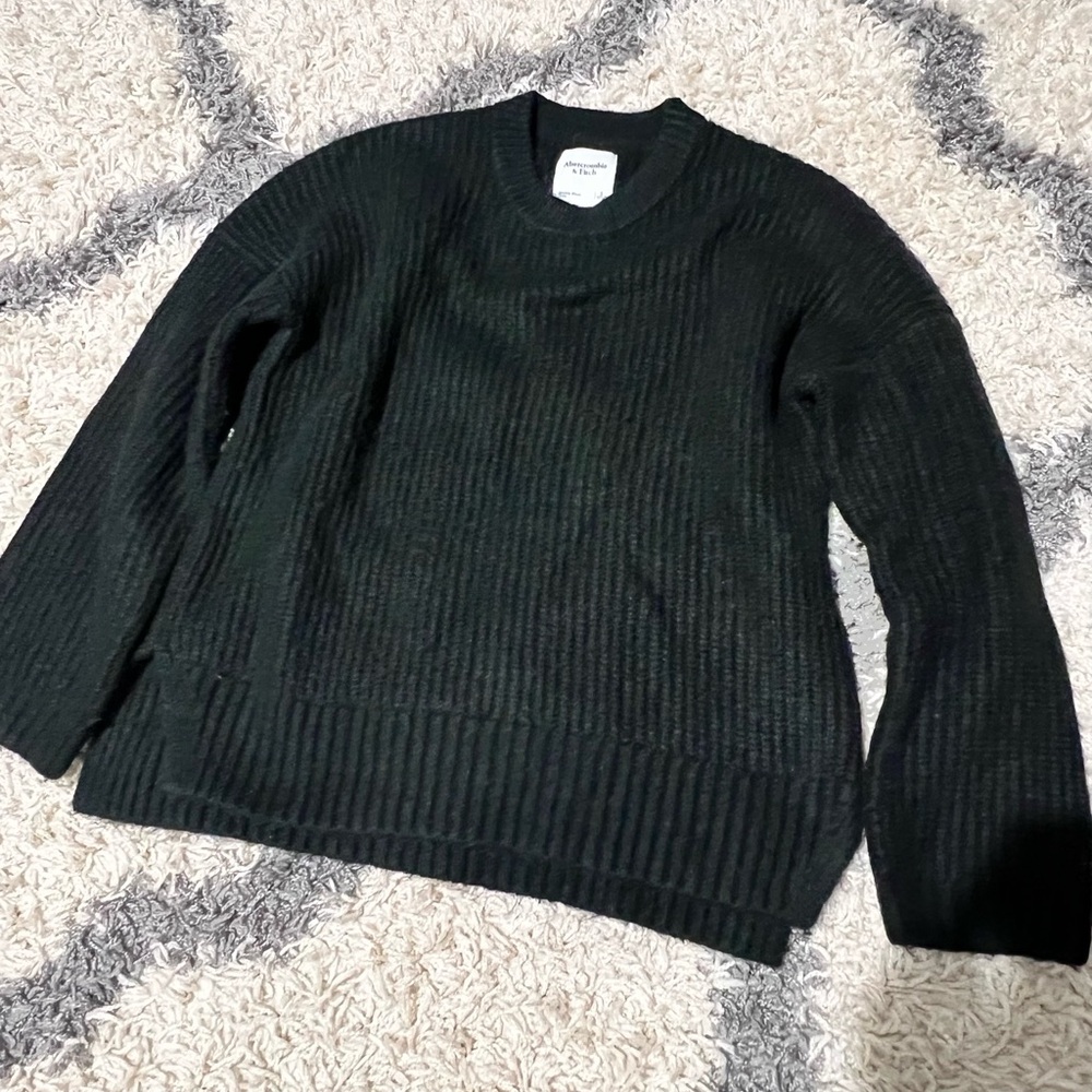 Black Abercrombie Crewneck Sweater